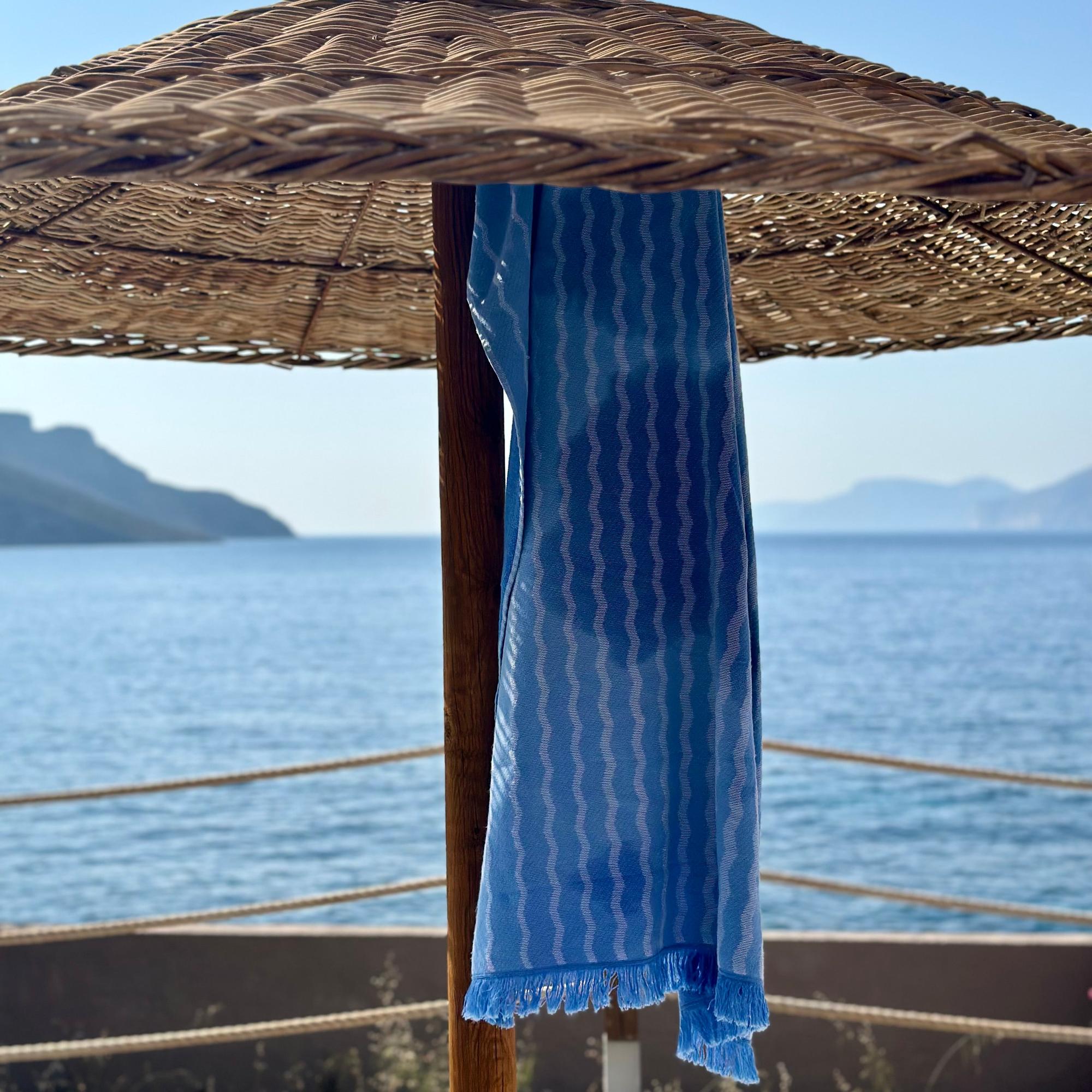 Waves Towelling Beach Sheet (100% Cotton, Light-Weight Hammam Towel)-SeaKisses